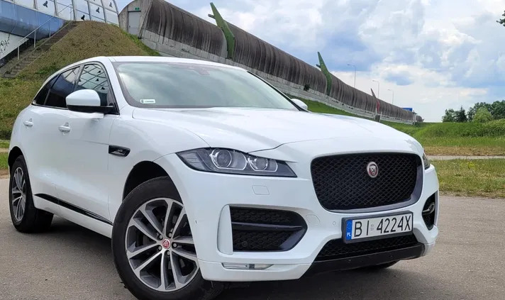 jaguar f-pace zachodniopomorskie Jaguar F-Pace cena 109347 przebieg: 84700, rok produkcji 2016 z Wrocław